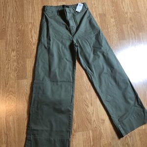 ABERCROMBIE AND FITCH 🌺ULTRA HIGH RISE CROPPED WIDE LEG  29LONG PANTS🌼